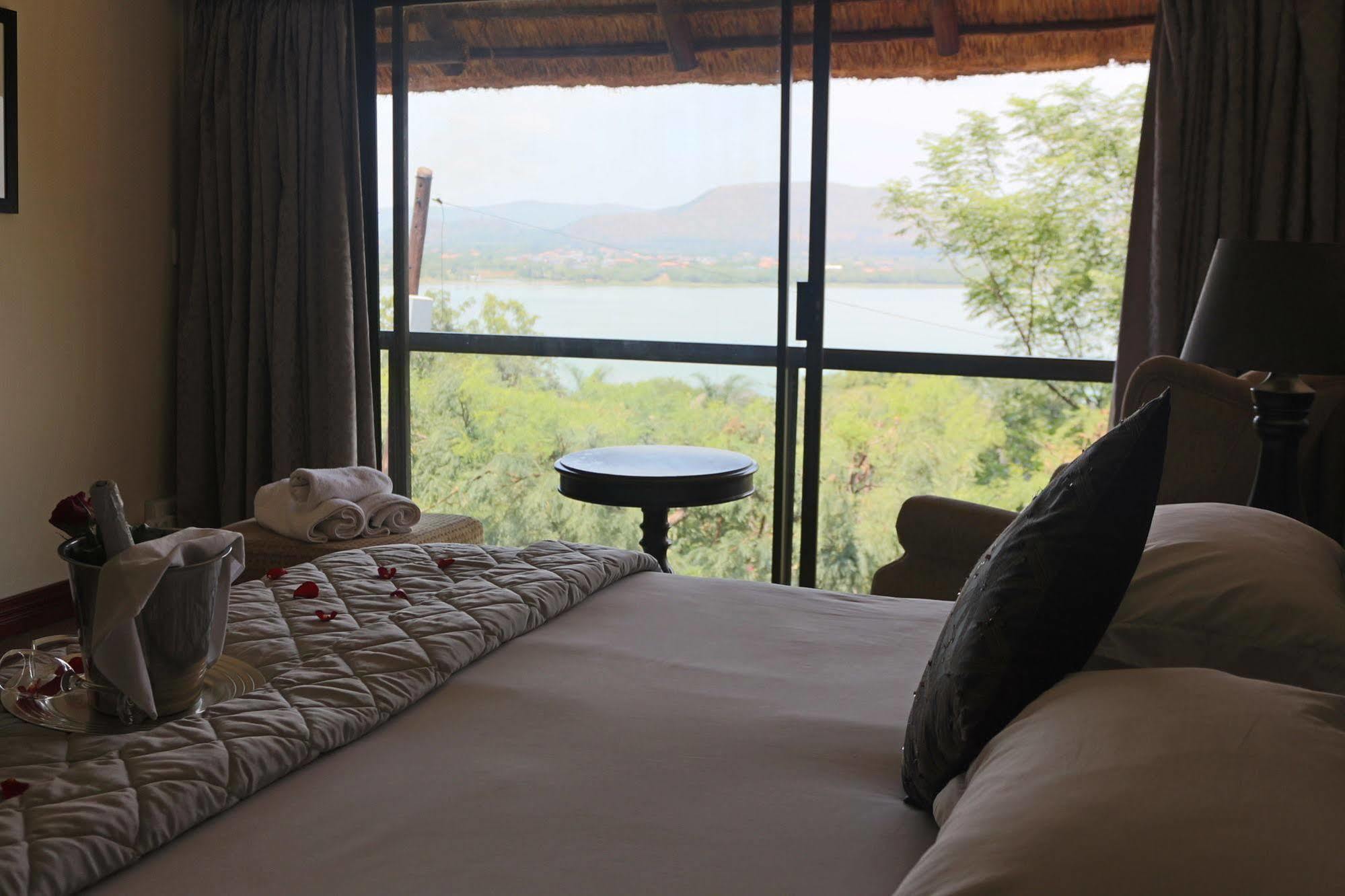 Galagos Lodge Hartbeespoort Kültér fotó