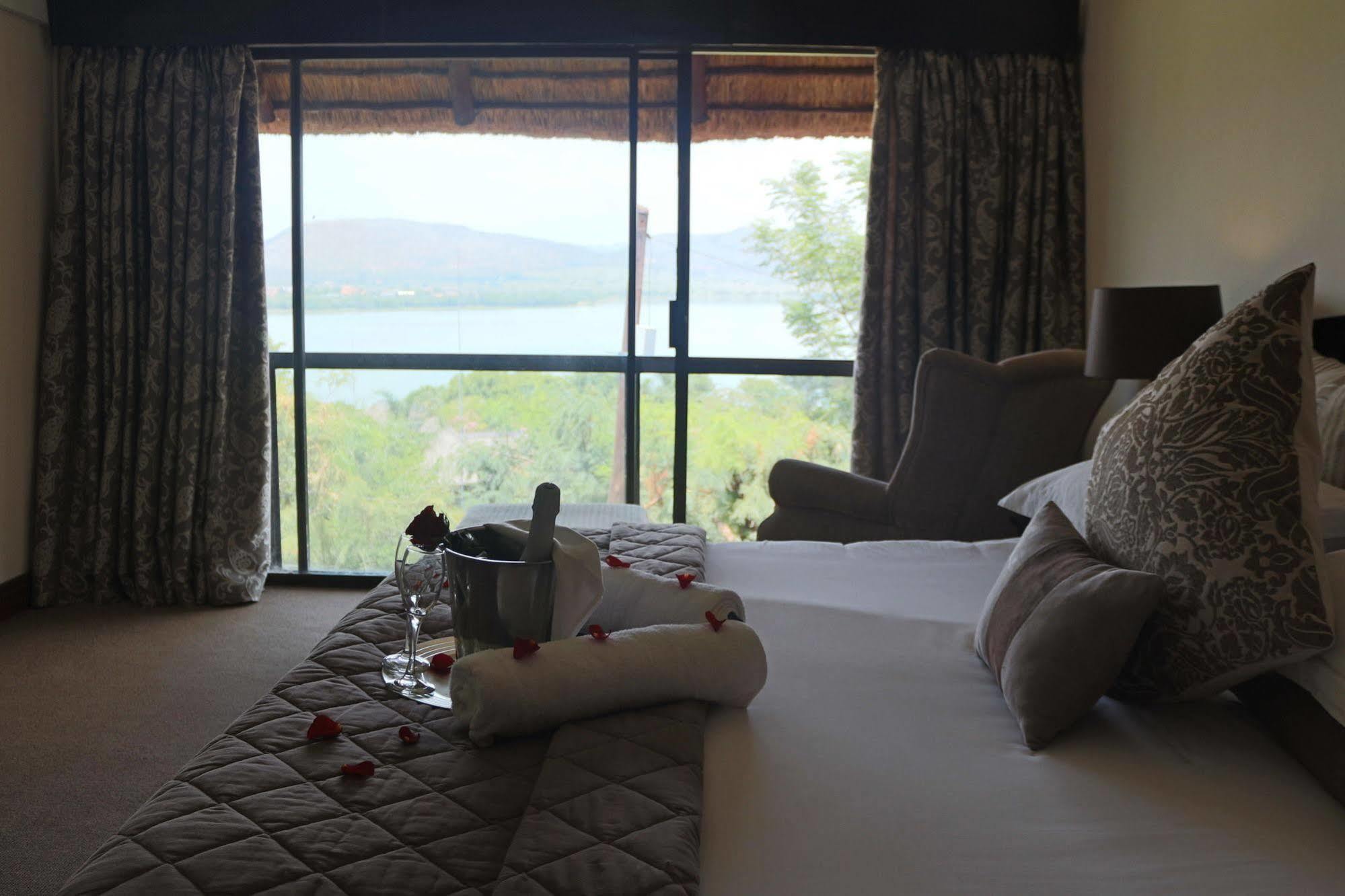 Galagos Lodge Hartbeespoort Kültér fotó